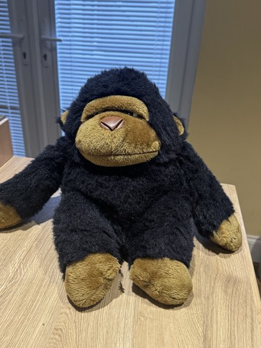 Peluche gorilla occhio